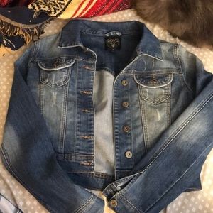 Short jean jacket